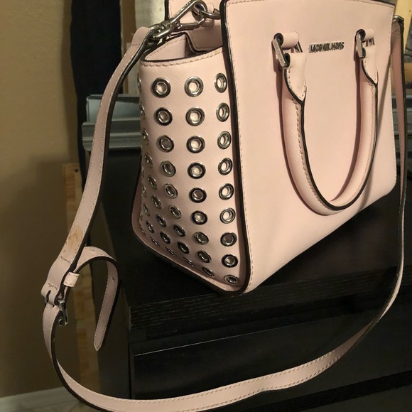 Michael Kors purse - Picture 2 of 4